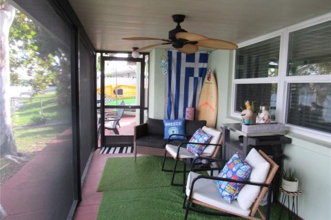 House in Holiday, Florida 3 bedrooms, 145.3 sq.m. № 1898814 - photo 18