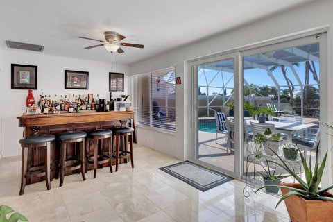 House in West Palm Beach, Florida 3 bedrooms, 210.98 sq.m. № 2084719 - photo 25