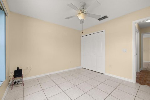 Villa ou maison à vendre à Kissimmee, Floride: 3 chambres, 142.7 m2 № 1854110 - photo 5
