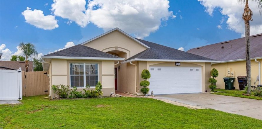 Villa ou maison à Kissimmee, Floride 3 chambres, 142.7 m2 № 1854110