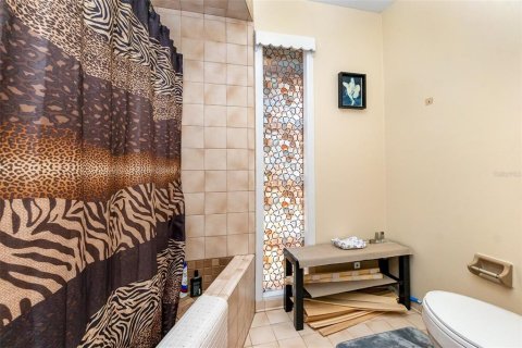 Condo in Orlando, Florida, 2 bedrooms  № 1529141 - photo 16