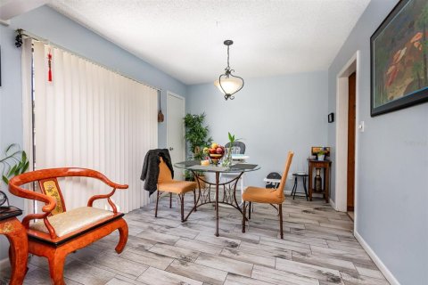 Condo in Orlando, Florida, 2 bedrooms  № 1529141 - photo 6