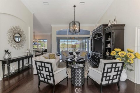 House in Port Charlotte, Florida 3 bedrooms, 212 sq.m. № 1550401 - photo 9