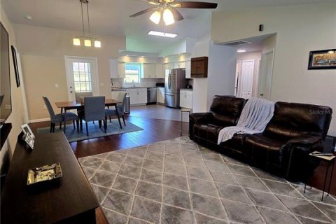 Casa en venta en Brooksville, Florida, 3 dormitorios, 129.88 m2 № 1884443 - foto 3