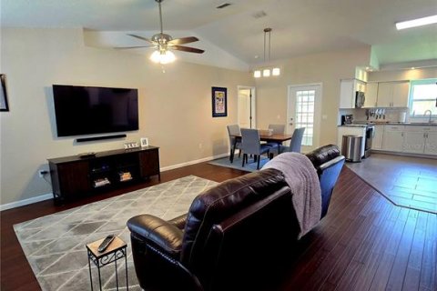 Casa en venta en Brooksville, Florida, 3 dormitorios, 129.88 m2 № 1884443 - foto 4
