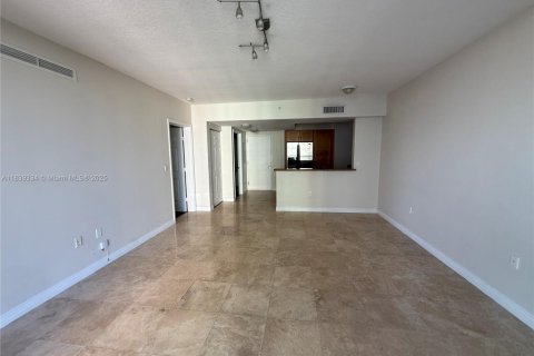 Copropriété à louer à Hallandale Beach, Floride: 1 chambre, 85.47 m2 № 1827546 - photo 13