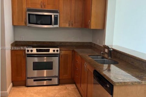 Copropriété à louer à Hallandale Beach, Floride: 1 chambre, 85.47 m2 № 1827546 - photo 4