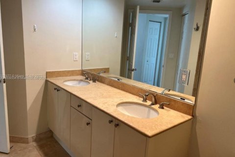 Copropriété à louer à Hallandale Beach, Floride: 1 chambre, 85.47 m2 № 1827546 - photo 25