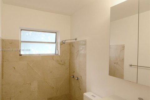 Condominio en alquiler en Miami Beach, Florida, 1 dormitorio, 59.55 m2 № 2048448 - foto 6