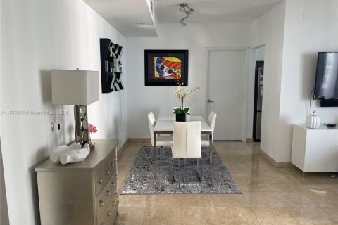 Купить кондоминиум в Майами, Флорида 2 спальни, 121.05м2, № 1933987 - фото 7
