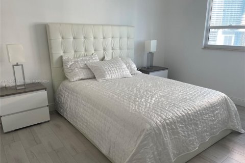 Купить кондоминиум в Майами, Флорида 2 спальни, 121.05м2, № 1933987 - фото 9