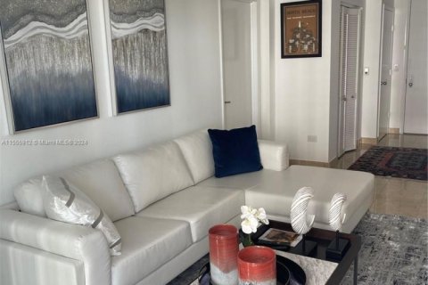 Купить кондоминиум в Майами, Флорида 2 спальни, 121.05м2, № 1933987 - фото 6