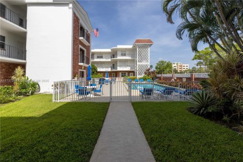 Купить кондоминиум в Форт-Лодердейл, Флорида 1 спальня, 68.19м2, № 1957752 - фото 22