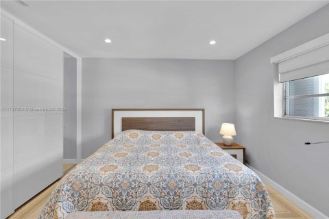 Купить кондоминиум в Форт-Лодердейл, Флорида 1 спальня, 68.19м2, № 1957752 - фото 15