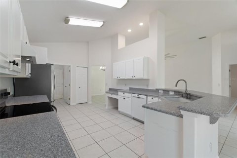Купить виллу или дом в Дэвенпорт, Флорида 11 комнат, 166.95м2, № 1608894 - фото 9