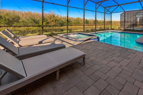 Casa en venta en Kissimmee, Florida, 8 dormitorios, 398.46 m2 № 2387599 - foto 27