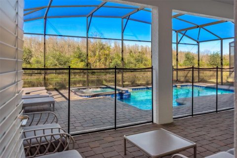 Casa en venta en Kissimmee, Florida, 8 dormitorios, 398.46 m2 № 2387599 - foto 23
