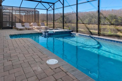 Casa en venta en Kissimmee, Florida, 8 dormitorios, 398.46 m2 № 2387599 - foto 26