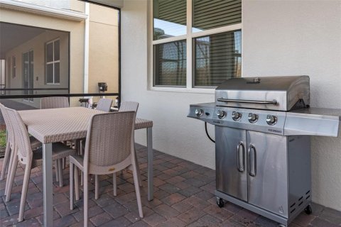 Casa en venta en Kissimmee, Florida, 8 dormitorios, 398.46 m2 № 2387599 - foto 25