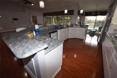 Casa en alquiler en Lady Lake, Florida, 3 dormitorios, 240.06 m2 № 1560635 - foto 27