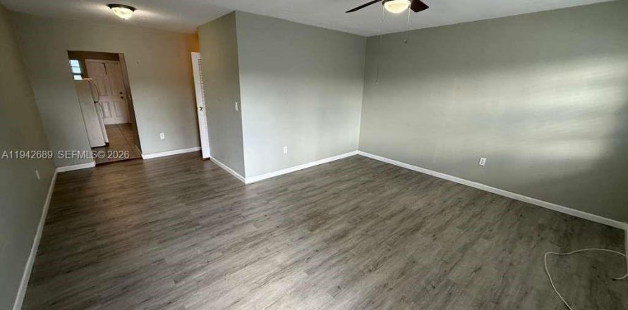 Condo à North Miami Beach, Floride, 1 chambre  № 2000113