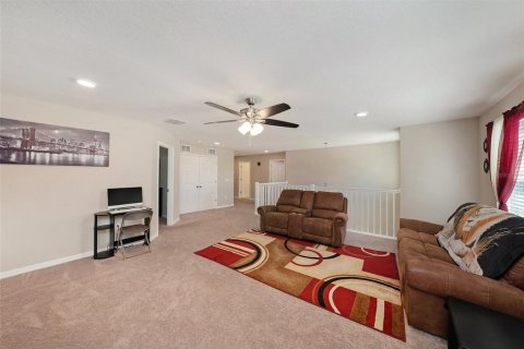 House in Wimauma, Florida 5 bedrooms, 331.29 sq.m. № 1574492 - photo 25