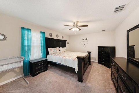 House in Wimauma, Florida 5 bedrooms, 331.29 sq.m. № 1574492 - photo 28