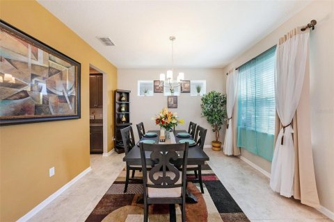 House in Wimauma, Florida 5 bedrooms, 331.29 sq.m. № 1574492 - photo 6
