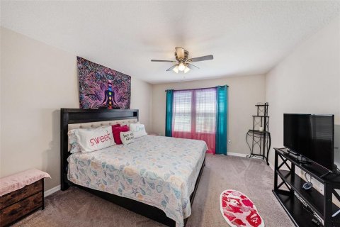 House in Wimauma, Florida 5 bedrooms, 331.29 sq.m. № 1574492 - photo 27