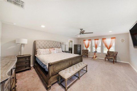 House in Wimauma, Florida 5 bedrooms, 331.29 sq.m. № 1574492 - photo 20