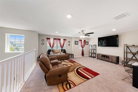 House in Wimauma, Florida 5 bedrooms, 331.29 sq.m. № 1574492 - photo 24
