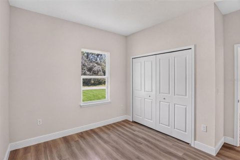House in Ocala, Florida 4 bedrooms, 170.29 sq.m. № 2403689 - photo 15