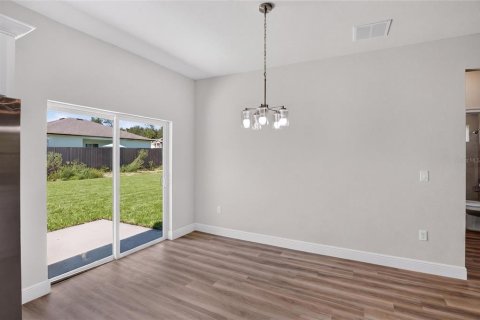 House in Ocala, Florida 4 bedrooms, 170.29 sq.m. № 2403689 - photo 8