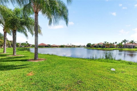 Villa ou maison à vendre à Titusville, Floride: 3 chambres, 266.82 m2 № 2354707 - photo 23