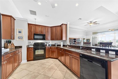 Villa ou maison à vendre à Titusville, Floride: 3 chambres, 266.82 m2 № 2354707 - photo 13