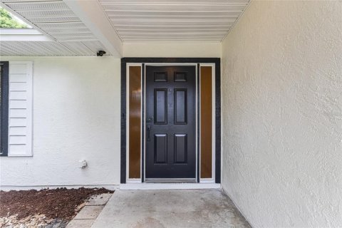 House in Titusville, Florida 4 bedrooms, 213.49 sq.m. № 1826776 - photo 2