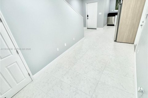 Touwnhouse à louer à Fort Lauderdale, Floride: 3 chambres, 171.87 m2 № 1996609 - photo 5