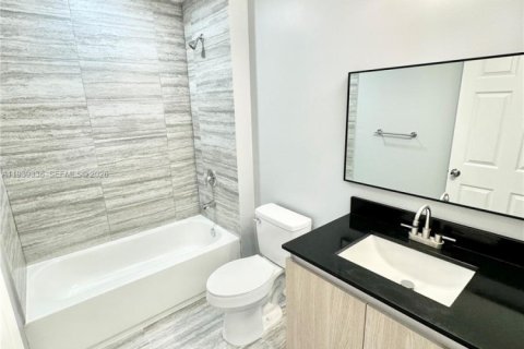 Touwnhouse à louer à Fort Lauderdale, Floride: 3 chambres, 171.87 m2 № 1996609 - photo 21