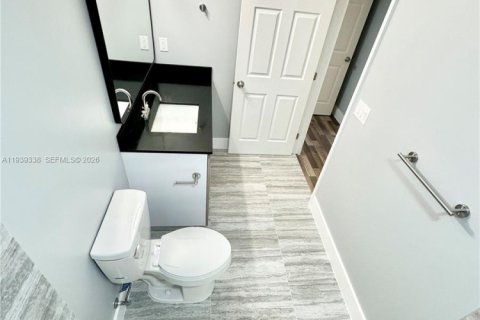 Touwnhouse à louer à Fort Lauderdale, Floride: 3 chambres, 171.87 m2 № 1996609 - photo 14