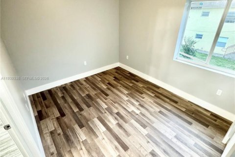 Touwnhouse à louer à Fort Lauderdale, Floride: 3 chambres, 171.87 m2 № 1996609 - photo 12