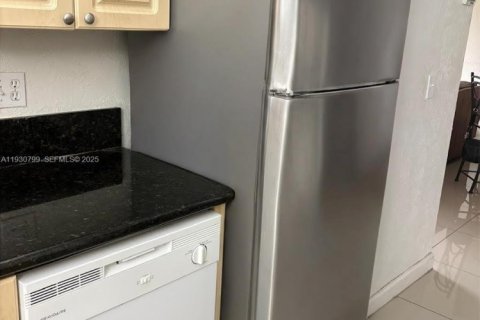 Купить кондоминиум в Катлер-Бей, Флорида 1 комната, 70.61м2, № 1989694 - фото 8