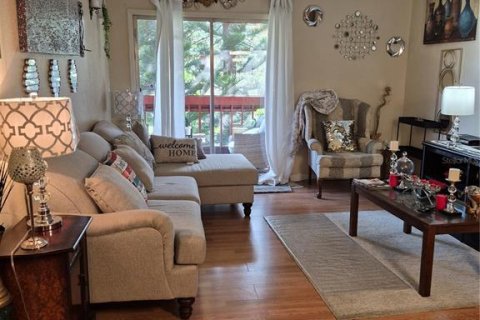 Condo in Orlando, Florida, 2 bedrooms № 2108900 - photo 6