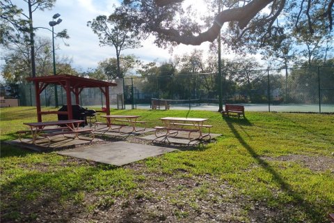Condo in Orlando, Florida, 2 bedrooms № 2108900 - photo 17