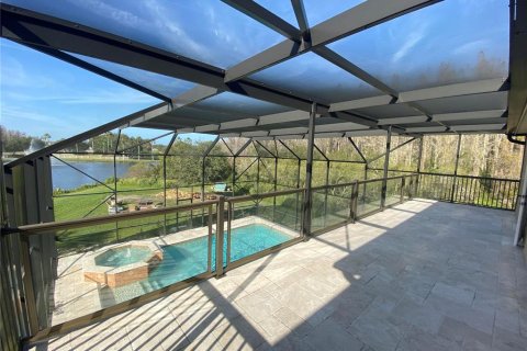 Villa ou maison à vendre à Tampa, Floride: 5 chambres, 353.03 m2 № 2125577 - photo 17
