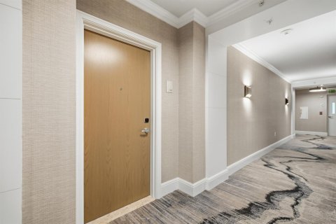 Купить кондоминиум в Ривьера-Бич, Флорида 4 комнаты, 69.86м2, № 2082387 - фото 5