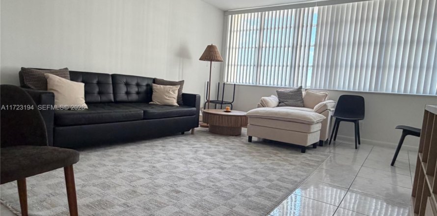 Condo à Hallandale Beach, Floride, 1 chambre № 2088608