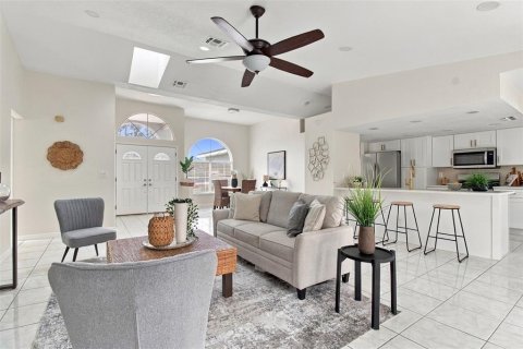 Casa en venta en New Port Richey, Florida, 3 dormitorios, 166.67 m2 № 2383819 - foto 5