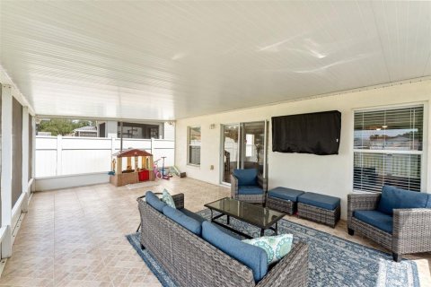 House in Riverview, Florida 3 bedrooms, 159.42 sq.m. № 2197771 - photo 28
