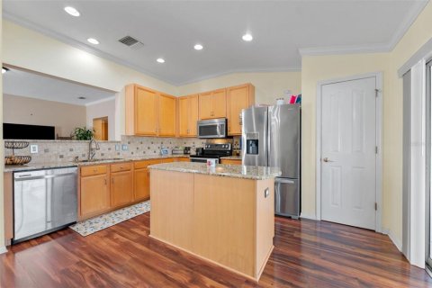 House in Riverview, Florida 3 bedrooms, 159.42 sq.m. № 2197771 - photo 9