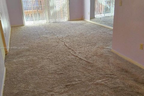 Copropriété à vendre à Miami Lakes, Floride: 2 chambres, 85.28 m2 № 1970919 - photo 8